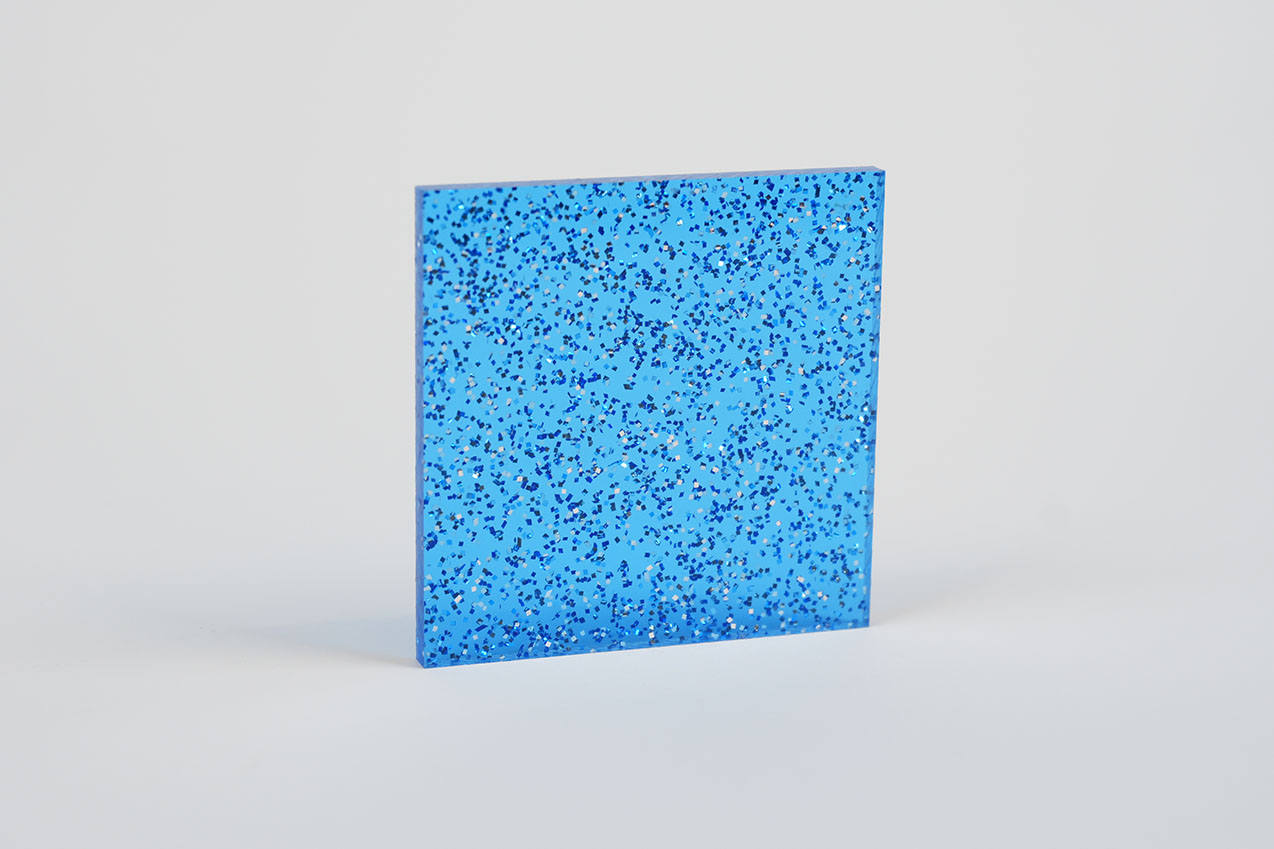 アクリル板キャスト